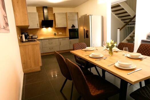 Modernes Ferienhaus bei Lüneburg – Terrasse, Grill Bild 2