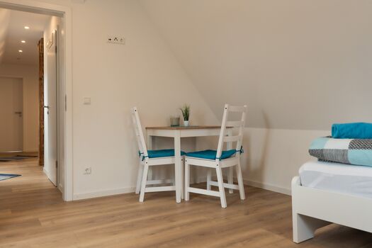 Gemütlich eingerichtetes möbliertes Großraumapartment Picture 5