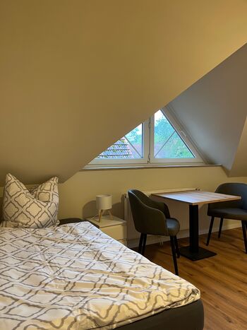 Monteurzimmer - 3km vom GreenTec Park entfernt Bild 2