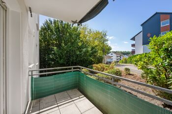 Balkon und Parkplatz | Komfortable Unterkünfte in Lüdenscheid Picture 4