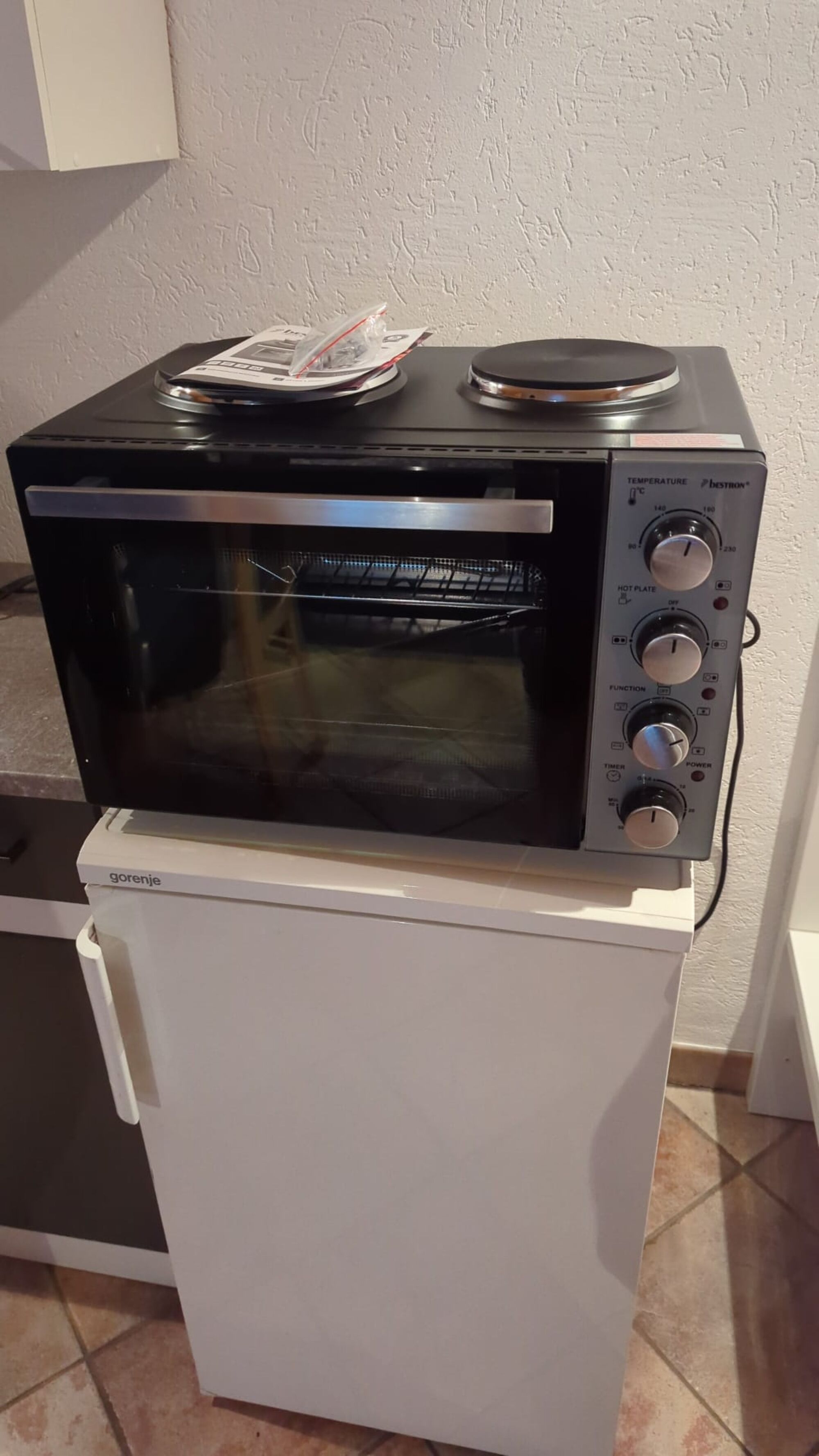 Backofen mit Herdplatten