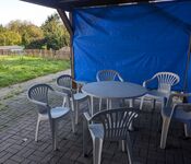 Kernsanierte neu möblierte EG-Wohnung, 4 DZ mit Einzelbetten Bild 13