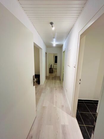 Moderne Wohnung in zentraler Lage mit sehr guter Anbindung Picture 4