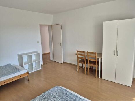 Schlafzimmer 5