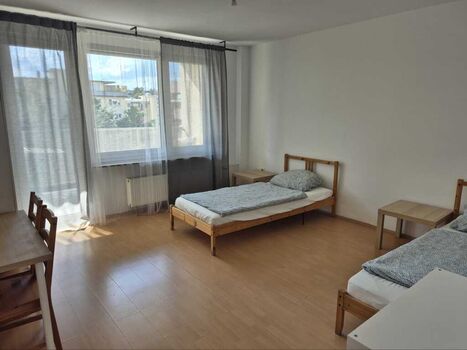 Schlafzimmer 4