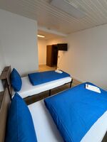 3 Zimmerwohnung mit 6 Betten Parkplatz Messe Monteure Teams Bild 1