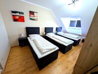 Grosse komfortable Wohnung für max. 6 Personen Bild 2