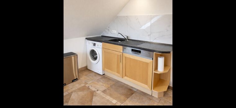 Monteurzimmer Halle/Petersberg – 8 Einzelbetten – WLAN Parkplatz Bild 3