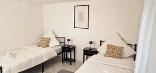 MB Homes Hechingen-Tübingen-Reutlingen Einzelzimmer 2-8Personen Bild 1