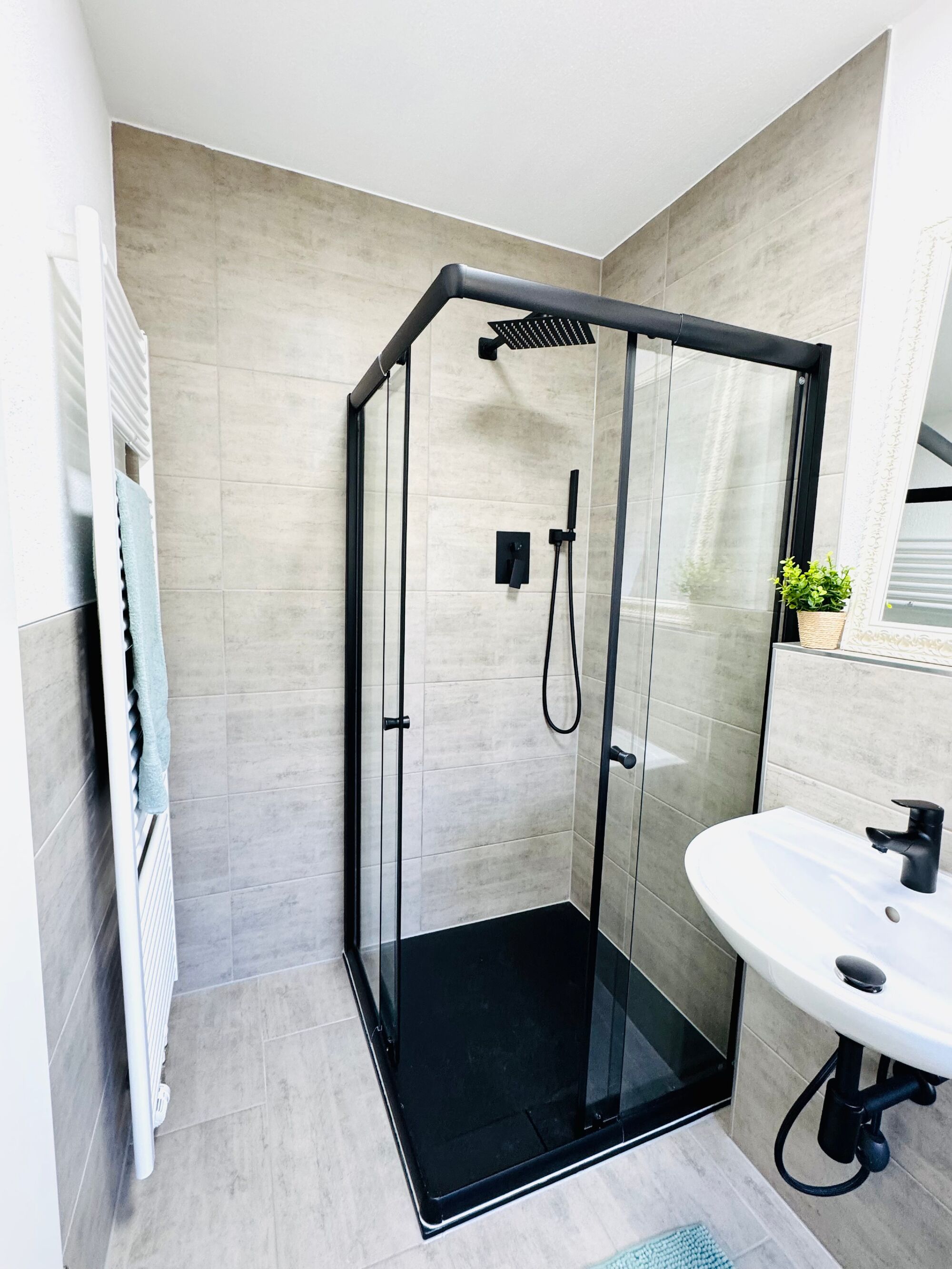 Badezimmer / bathroom