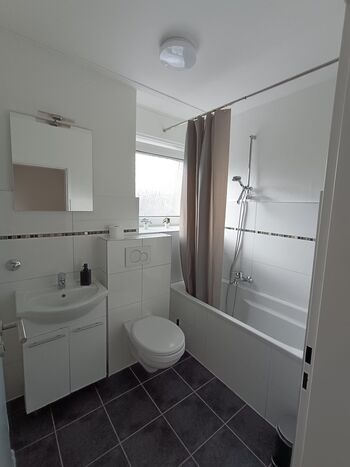 Workerslodge – Wohnung mit Balkon zur Alleinnutzung bei Düsseldorf Bild 5