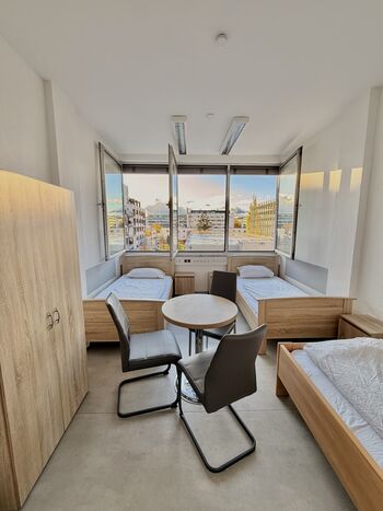 Haus an der Brücke Bild 3