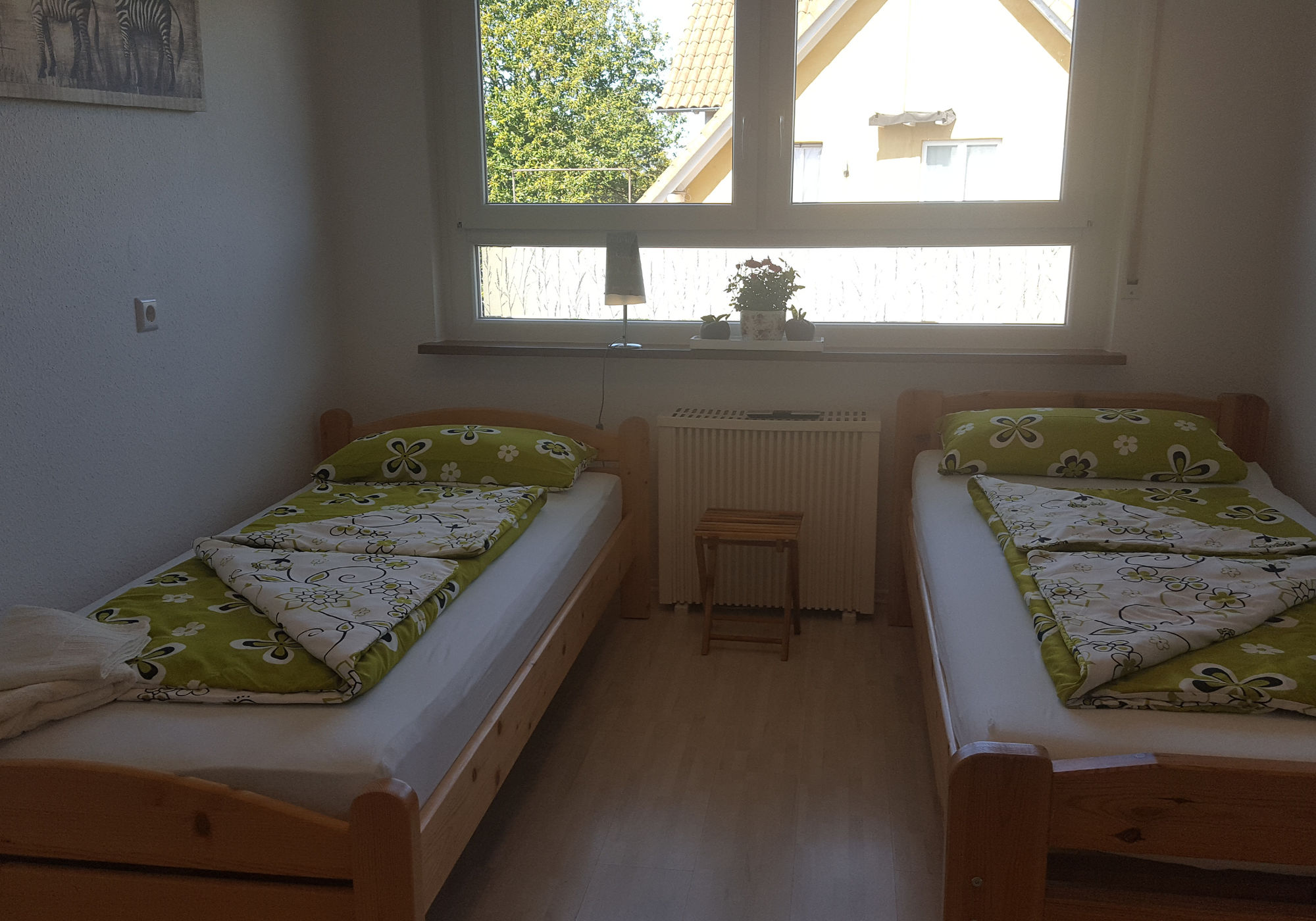 Schlafzimmer mit 2 Einzelbetten