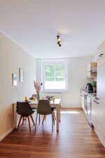 Halle - 6 pers - hochwertig und modern Bild 1