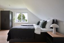 Modern eingerichtete Studios mit voll ausgestatteter Küche Bild 12