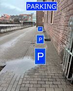 Parkplatz / Parking space