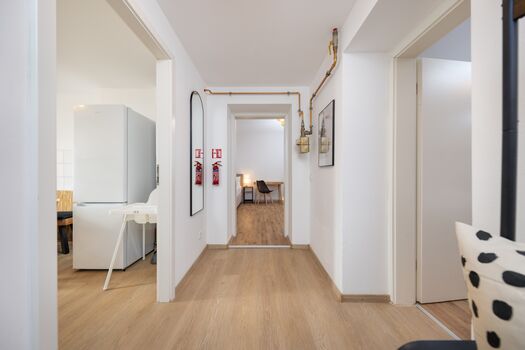 6P Apartment, Zentral, Ruhig, Gruppenfreundlich, Parkplätze Bild 4