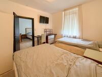 Cici Monteurhaus Altena – ganzes Haus | 6 Schlafzimmer | 3 B Bild 3