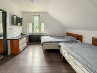 Cici Monteurhaus Altena – ganzes Haus | 6 Schlafzimmer | 3 B Bild 9