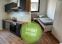 Küche und Schlafzimmer