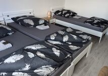 Sanierte und neu möblierte Monteurwohnung für 8 Bild 1