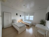 250(+) moderne Betten Frankfurt am Main und Umgebung -Sofort Bild 1