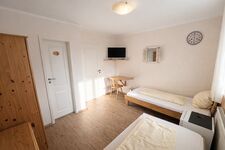 Doppelzimmer mit Badezimmer