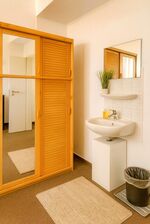 40 Einzel + Doppelzimmer | Raucher/Nichtraucher Zimmer | Parkplatz Bild 3