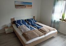 Schlafzimmer, komplett neu renoviert und eingerichtet