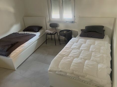 Möblierte 4-Zimmer-Wohnung – ideal für Monteure und Gruppen
