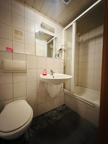 PROLODGE MONTEURZIMMER 24H Zdjęcie 5