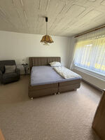Komplettes Haus Monteure Bild 1
