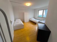 Hochheim Monter Apartments: Perfekt für Teams von 2-10 Pers. Bild 1