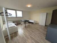 Hochheim Monter Apartments: Perfekt für Teams von 2-10 Pers. Bild 5