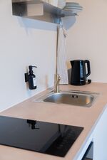 Hochwertig eingerichtet | 1 Zimmer | Free Parking u. WiFi Bild 6