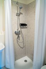 Hochwertig eingerichtet | 1 Zimmer | Free Parking u. WiFi Bild 14