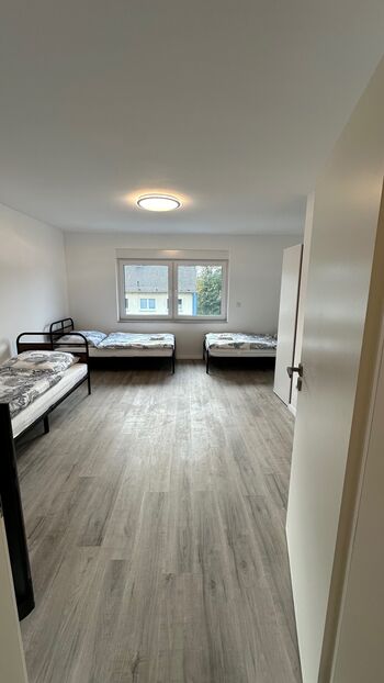 7x neu kernrenovierte und unbenutzte 1-Zimmer-Wohnung Picture 1