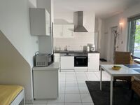 Frisch saniertes Haus mit Garten u Stellplätze - Erstbezug ! Bild 2