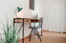 SpaceStays Monteursapartment krefeld Küche Wifi ! Bild 22