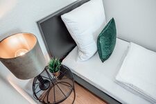 SpaceStays Monteursapartment krefeld Küche Wifi ! Bild 5