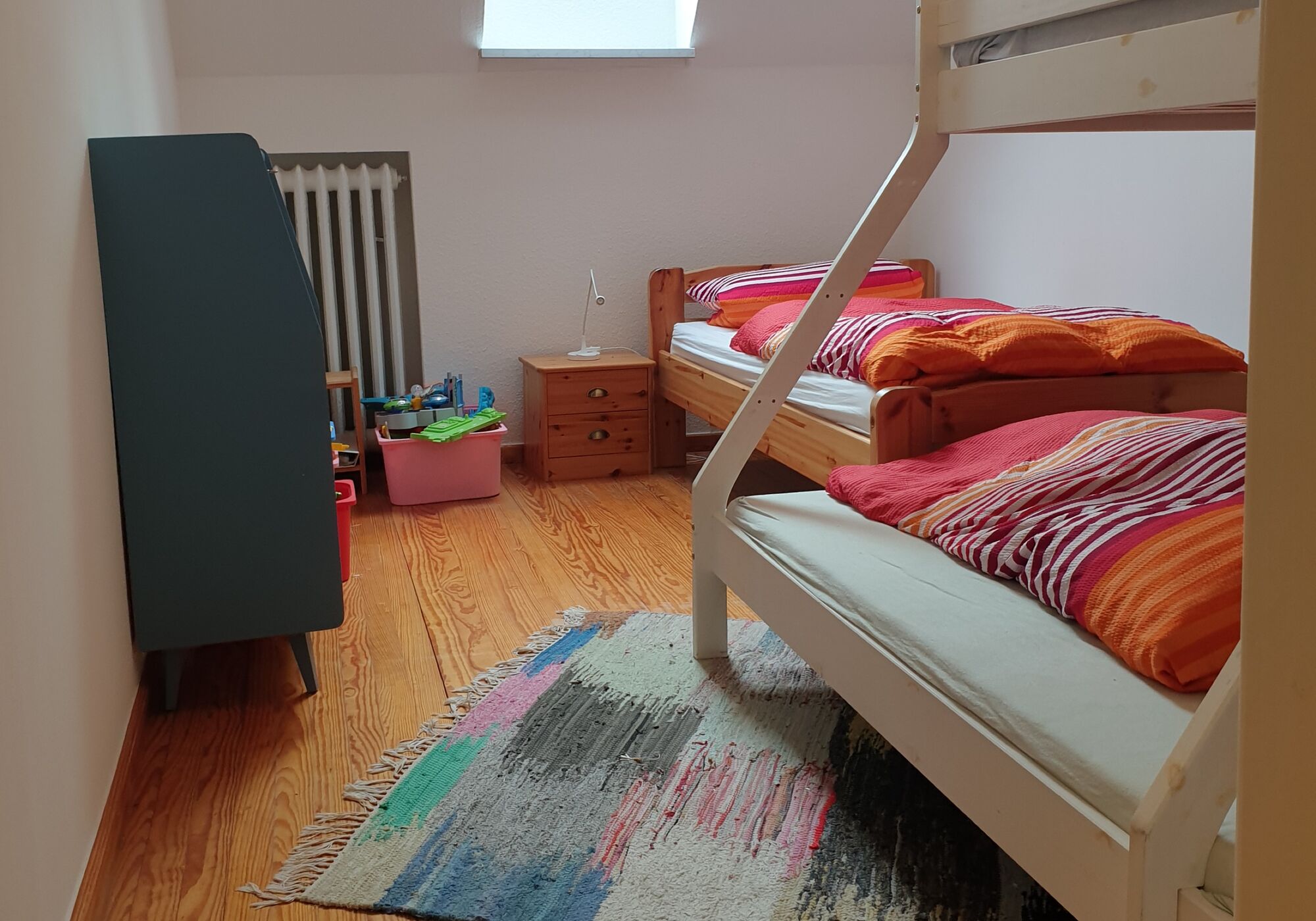 Schlafzimmer Ferienwohnung ,, Ankerglück,, 1 einzelbett, 1 hochbett für 2 Personen, 