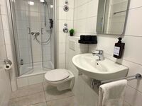 Exklusives Gruppenapartment - Sauna - Whirlpool - Billard Bild 18