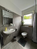 Monteurwohnung ALL IN – Ideal für bis zu 12 Personen Bild 5