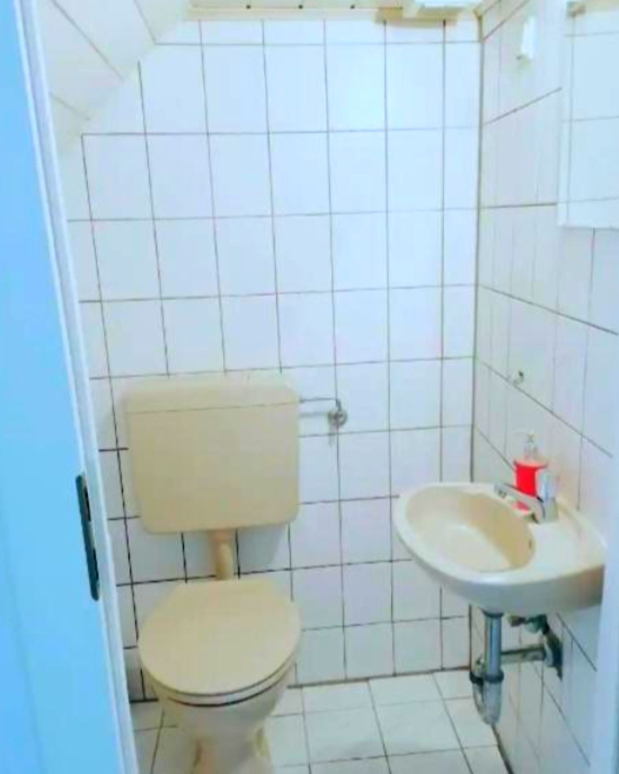 Gäste WC - Erdgeschosswohnung