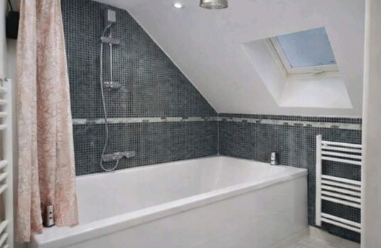 3 Wohneinheiten mit Küchen und Mobiliar am Holzmarkt Bild 5