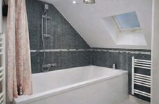 3 Wohneinheiten mit Küchen und Mobiliar am Holzmarkt Bild 5