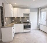 3 Wohneinheiten mit Küchen und Mobiliar am Holzmarkt Bild 10