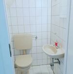 3 Wohneinheiten mit Küchen und Mobiliar am Holzmarkt Bild 15