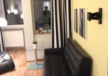 Couch auch als Bett umbaubar- Singlewohnung LE CINEMA