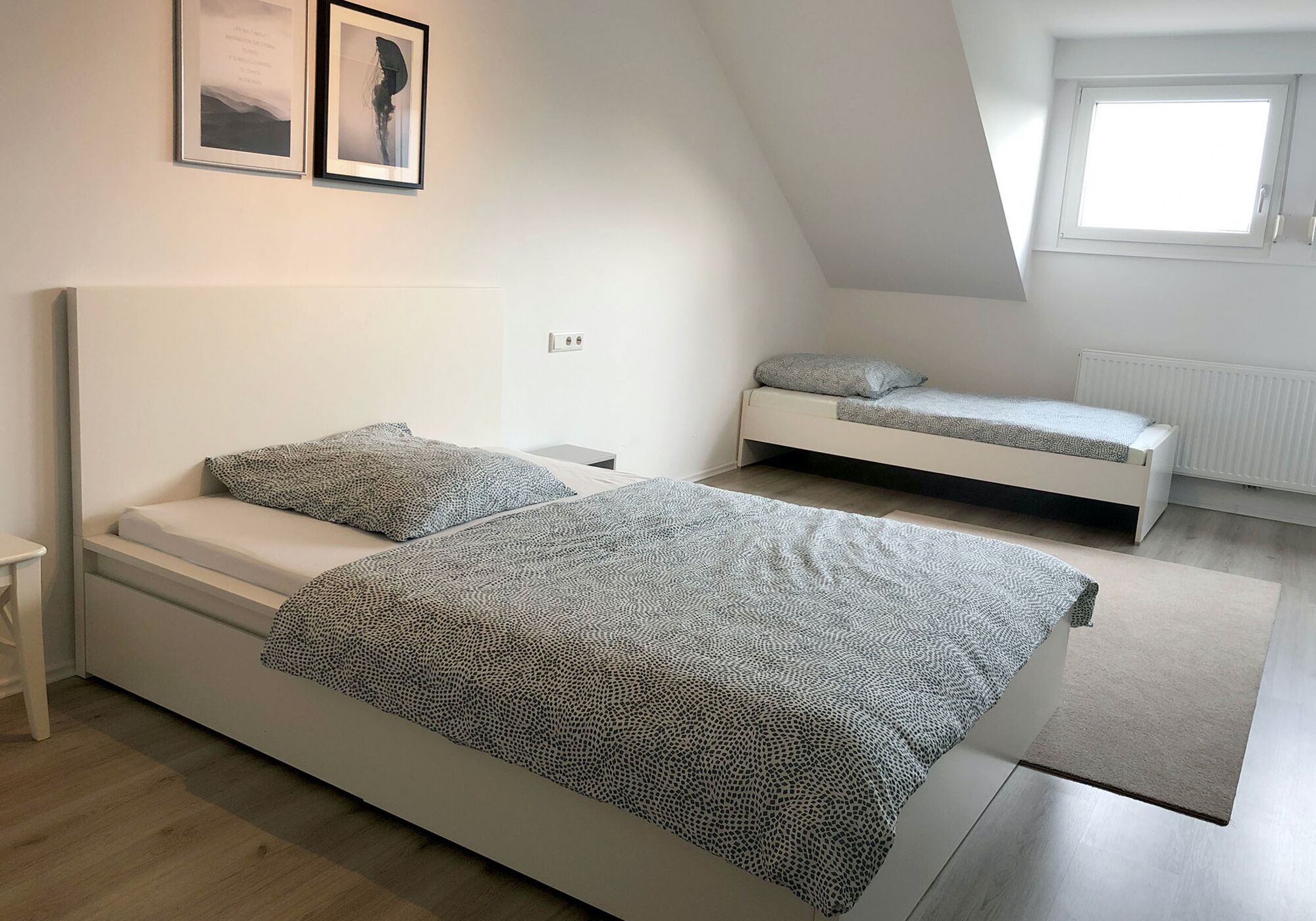 Schlafzimmer 1